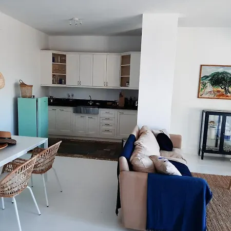 Cato Appartement *